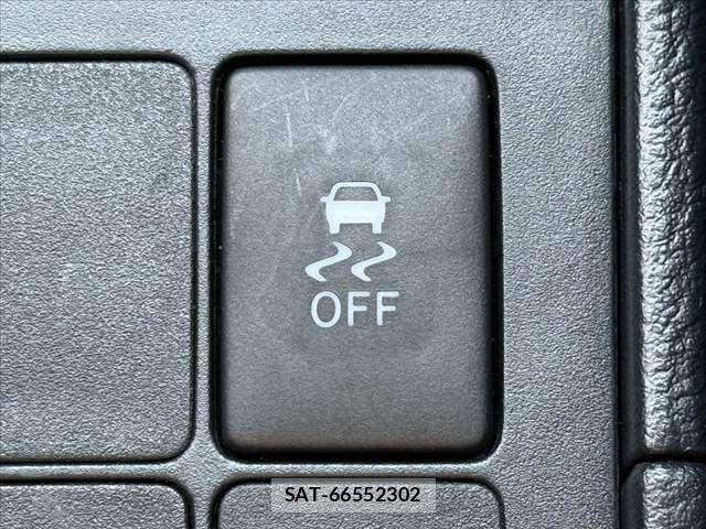 Toyota VITZ 2017-07 8317872-25