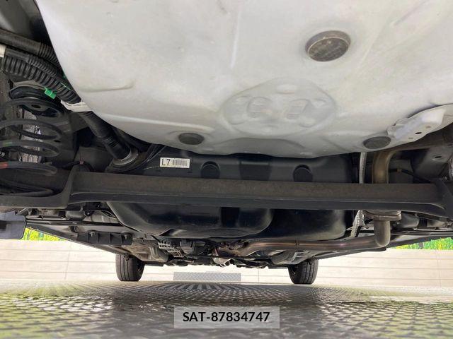 Toyota VITZ 2014-04 8338379-18