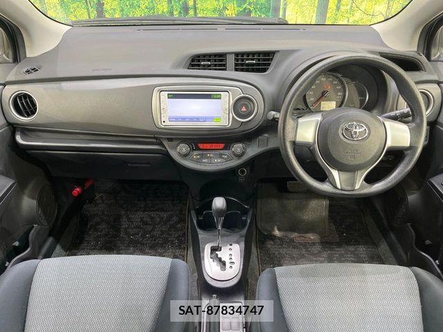Toyota VITZ 2014-04 8338379-1