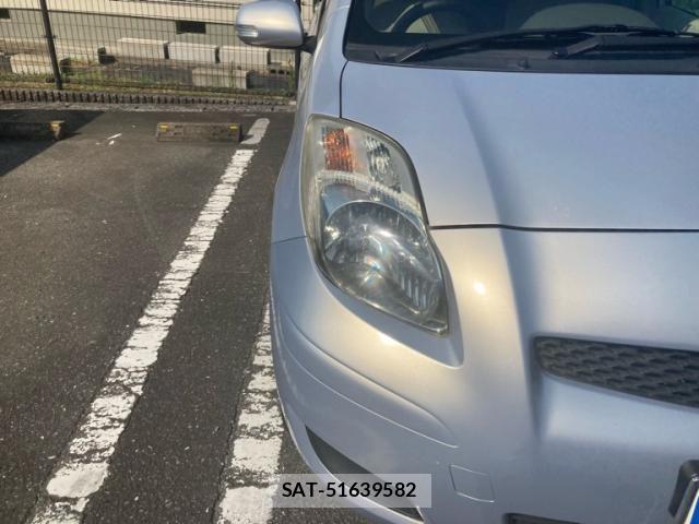Toyota VITZ 2010-03 8338384-5