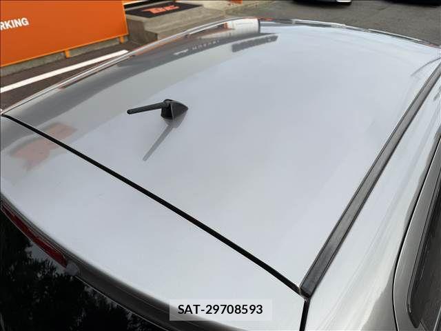 Toyota VITZ 2017-04 8338380-18