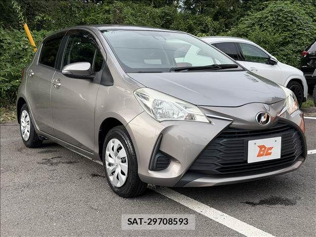 Toyota VITZ 2017-04 8338380-4
