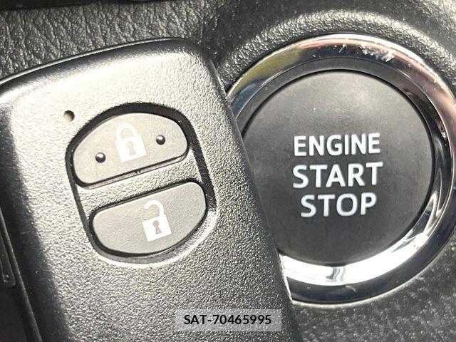 Toyota VITZ 2015-07 8338378-4