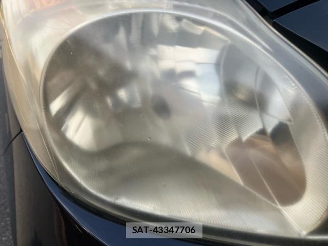 Toyota VITZ 2010-05 8338383-3