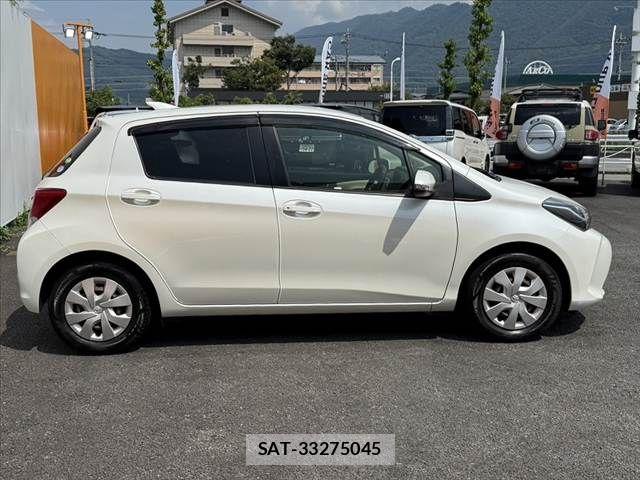Toyota VITZ 2014-09 8334992-11