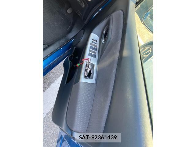 Toyota VITZ 2014-11 8338381-12