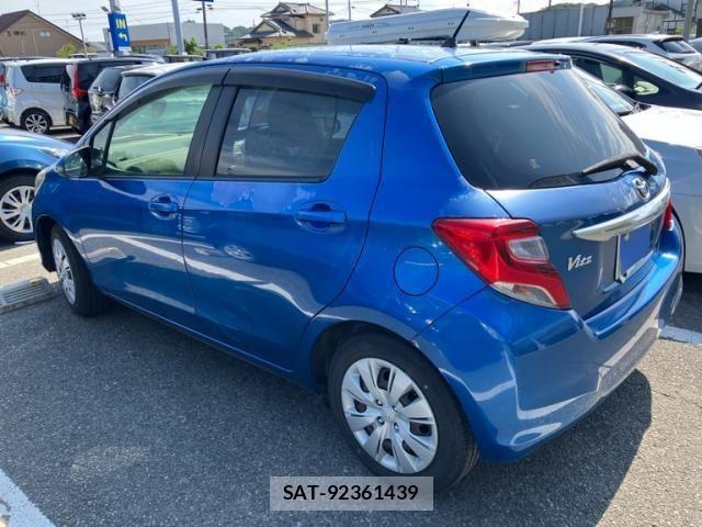 Toyota VITZ 2014-11 8338381-4