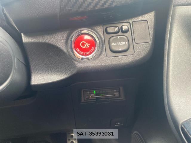 Toyota VITZ 2014-07 8335055-17