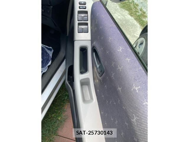 Toyota VITZ 2008-03 8338382-10