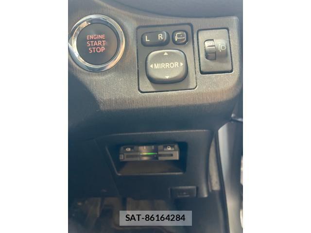 Toyota VITZ 2014-04 8355855-19