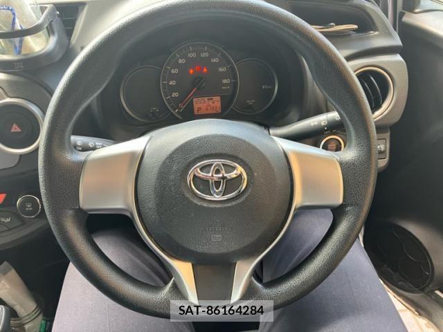 Toyota VITZ 2014-04 8355855-20