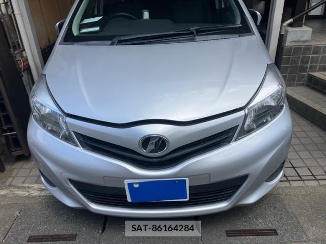 Toyota VITZ 2014-04 8355855-2