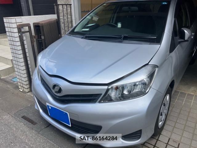 Toyota VITZ 2014-04 8355855-3