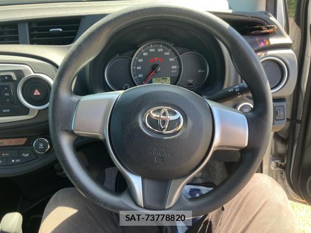 Toyota VITZ 2014-01 8355857-20