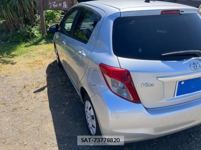Toyota VITZ 2014-01 8355857-3