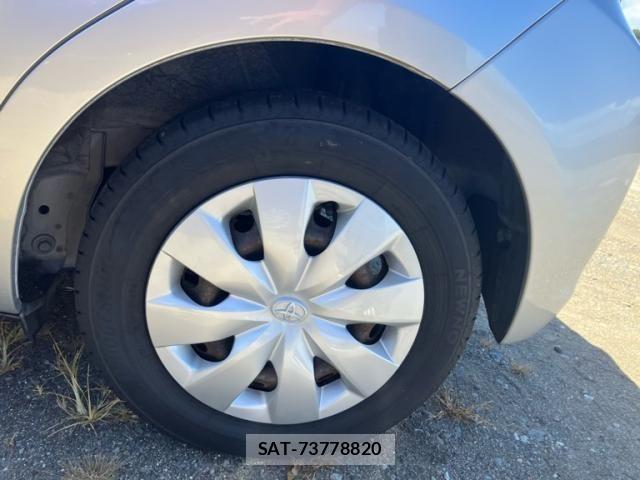 Toyota VITZ 2014-01 8355857-6