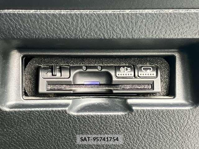 Toyota VITZ 2017-10 8355853-7