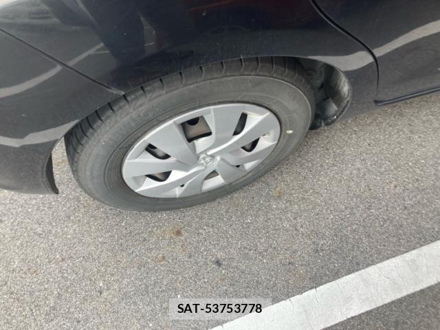 Toyota VITZ 2015-11 8369610-6