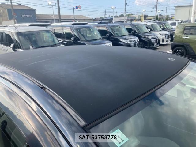 Toyota VITZ 2015-11 8369610-8