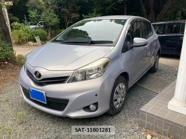 Toyota VITZ 2013-11 8369613-0