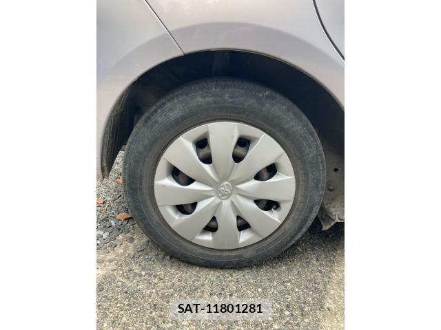 Toyota VITZ 2013-11 8369613-9