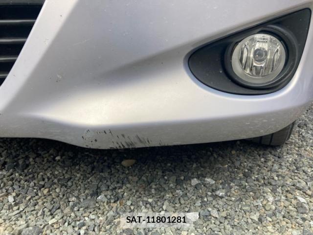 Toyota VITZ 2013-11 8369613-2