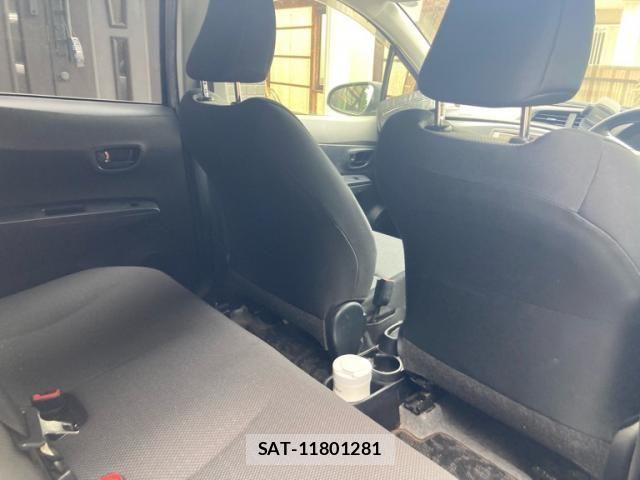 Toyota VITZ 2013-11 8369613-7