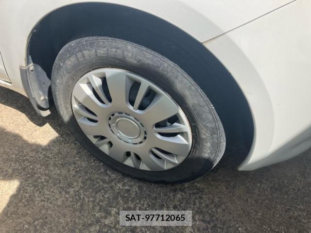 Toyota VITZ 2005-07 8369617-4
