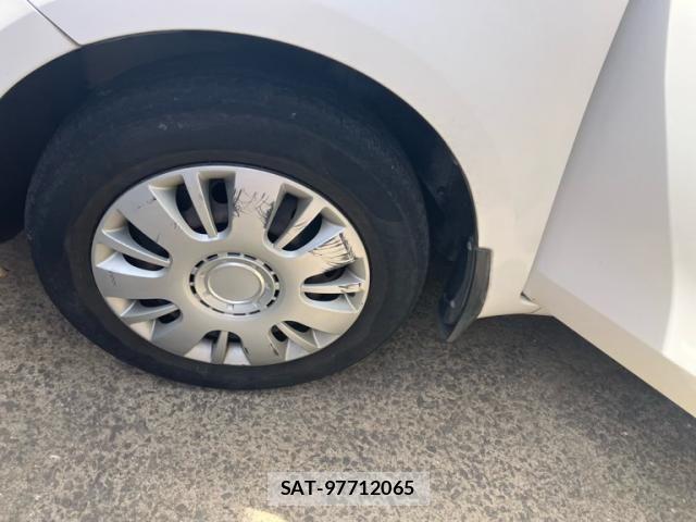 Toyota VITZ 2005-07 8369617-7