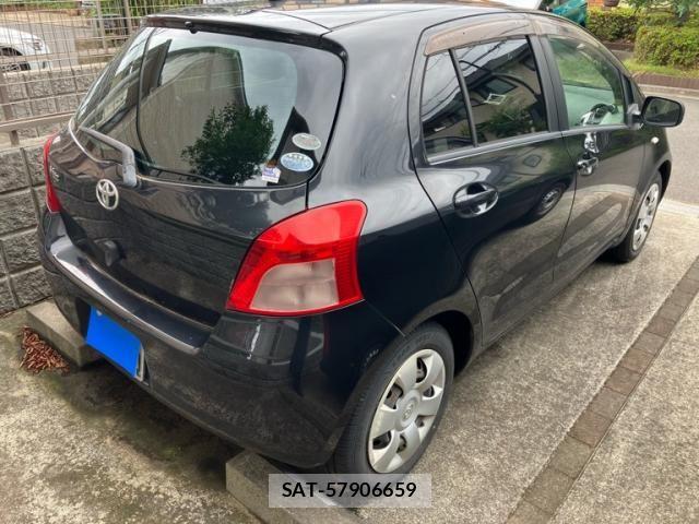 Toyota VITZ 2006-08 8369620-2