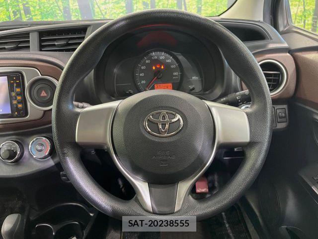Toyota VITZ 2012-02 8369611-10