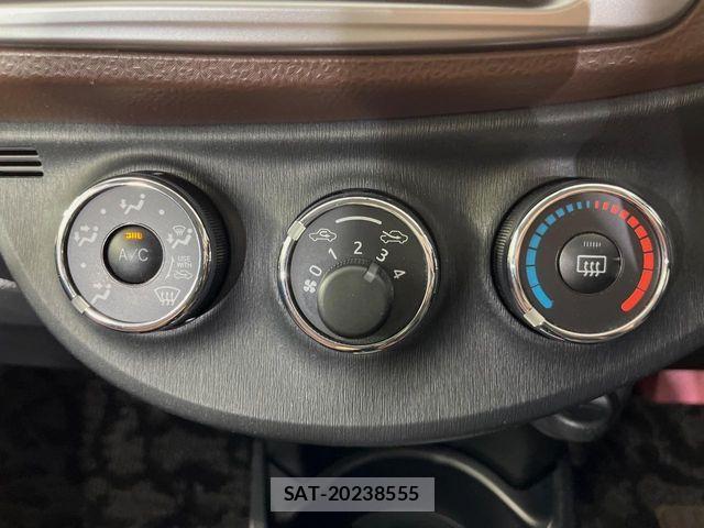 Toyota VITZ 2012-02 8369611-4