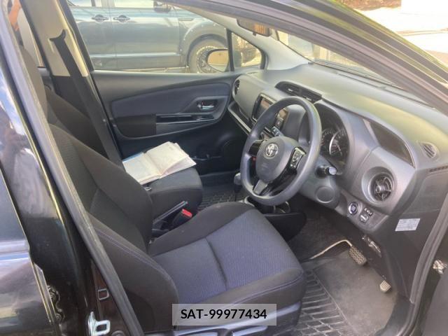 Toyota VITZ 2015-12 8369608-8