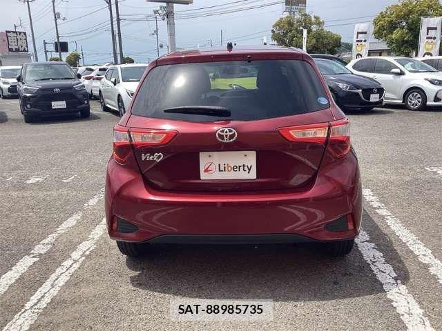 Toyota VITZ 2019-06 8369603-11