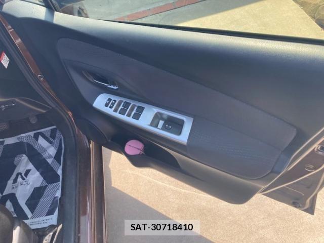 Toyota VITZ 2014-07 8369609-14