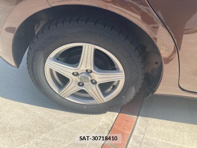 Toyota VITZ 2014-07 8369609-5