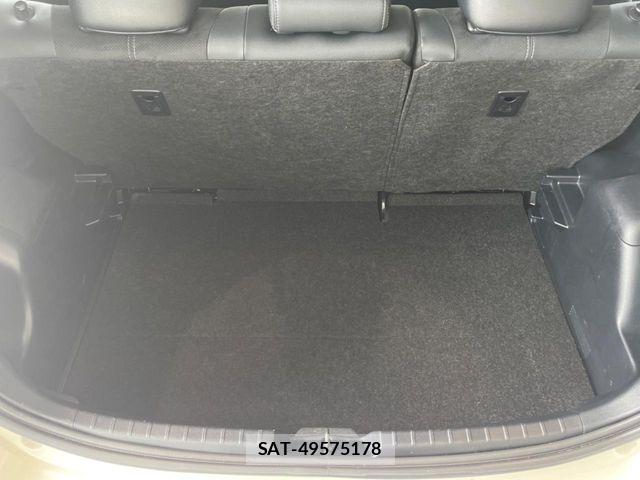 Toyota VITZ 2019-09 8369601-10