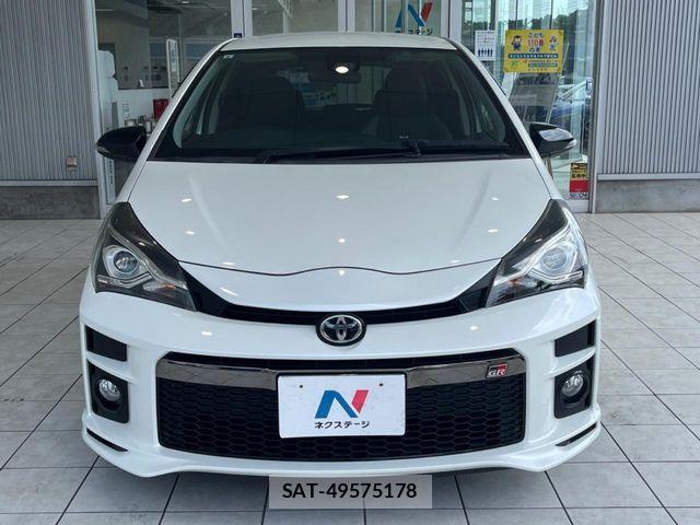 Toyota VITZ 2019-09 8369601-13