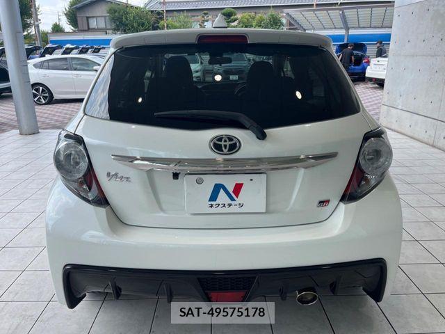 Toyota VITZ 2019-09 8369601-14