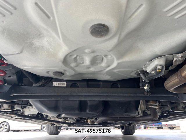 Toyota VITZ 2019-09 8369601-17