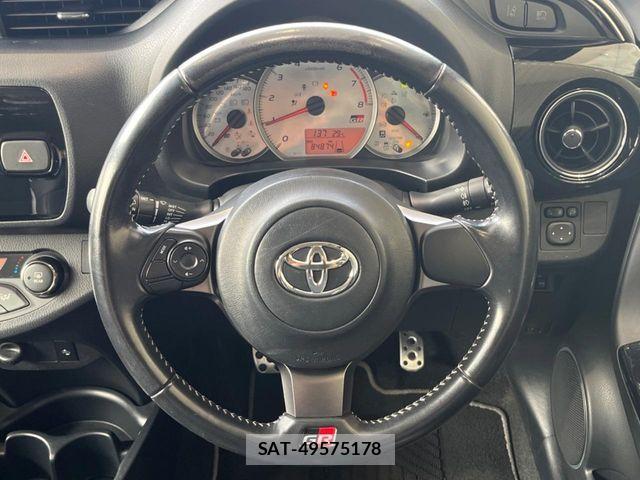 Toyota VITZ 2019-09 8369601-8
