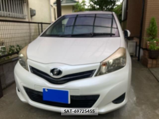 Toyota VITZ 2011-09 8369615-0