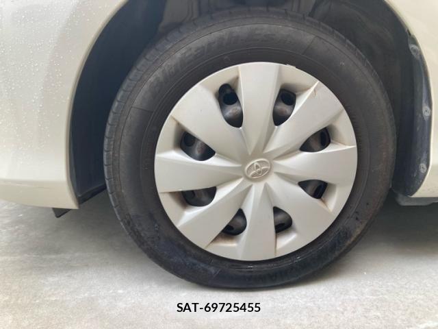 Toyota VITZ 2011-09 8369615-5