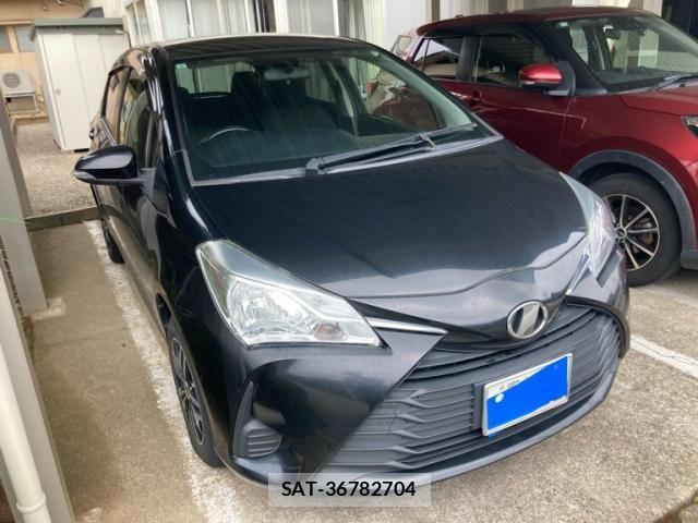 Toyota VITZ 2017-08 8369606-1
