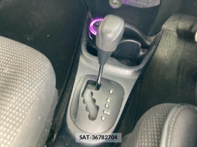 Toyota VITZ 2017-08 8369606-19
