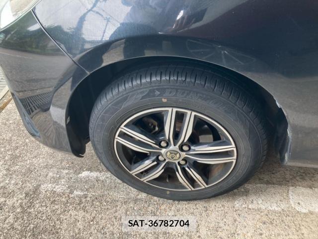 Toyota VITZ 2017-08 8369606-5