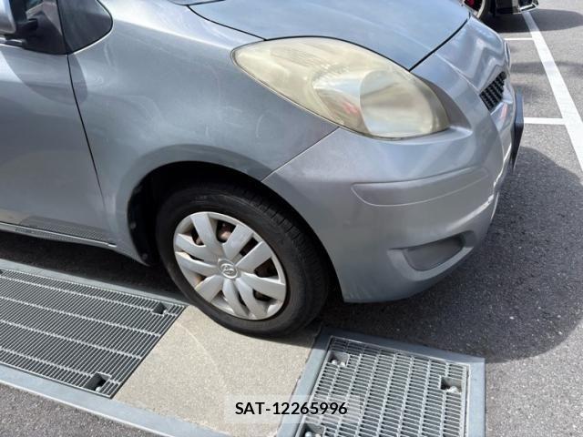 Toyota VITZ 2009-10 8369616-8