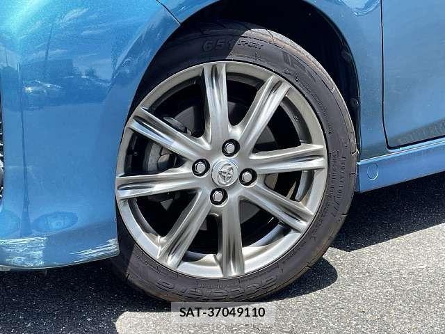 Toyota VITZ 2011-08 8369602-3