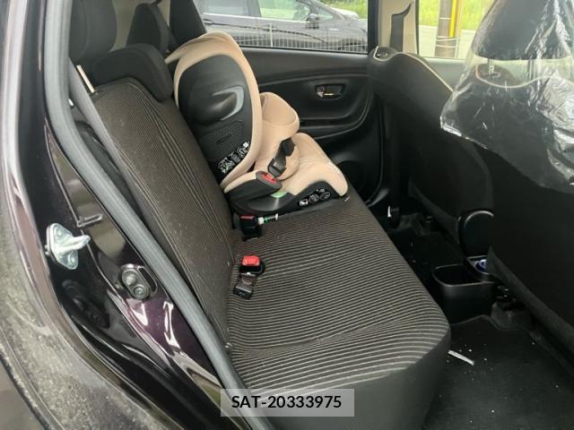 Toyota VITZ 2018-06 8369604-13