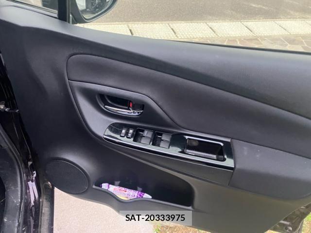 Toyota VITZ 2018-06 8369604-17
